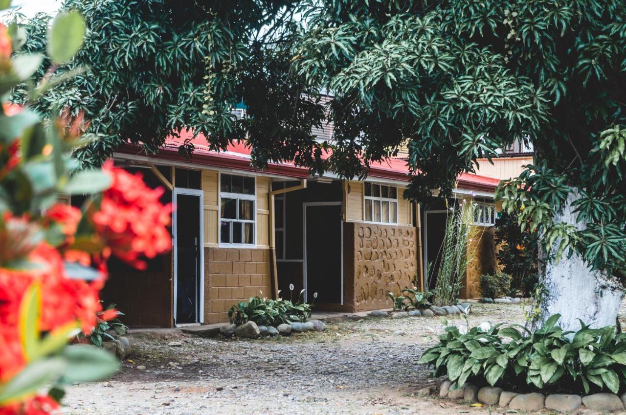 Cabinas El Prado San Isidro De El General Екстериор снимка