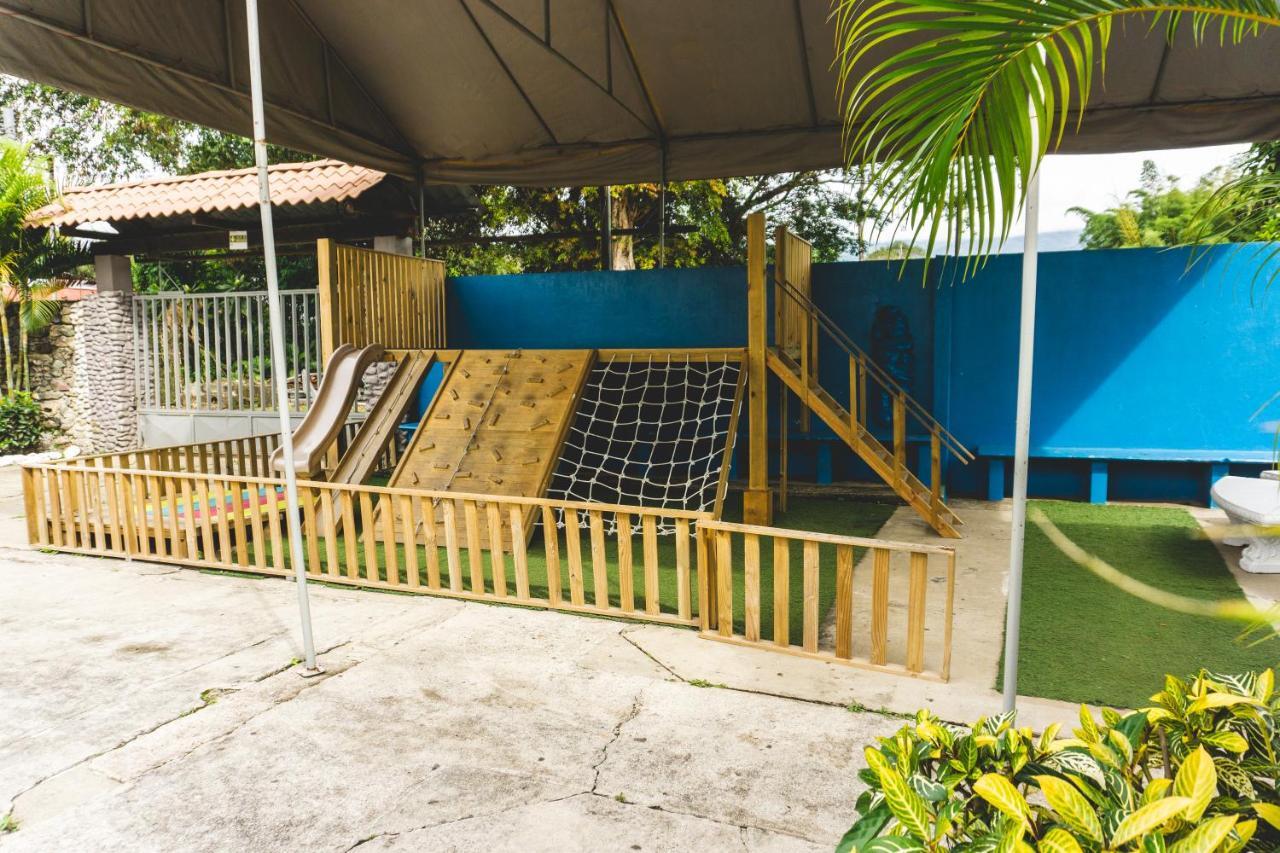 Cabinas El Prado San Isidro De El General Екстериор снимка