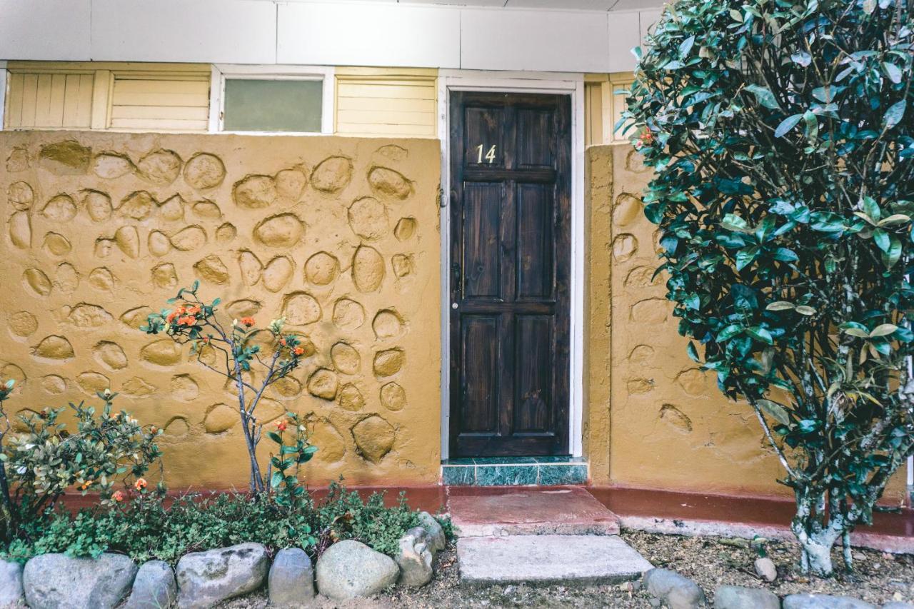 Cabinas El Prado San Isidro De El General Екстериор снимка